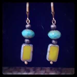 Adorable bead dangle earrings blue &  green